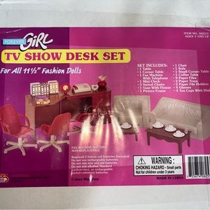 Vintage Forever Girl Tv Show desk set
